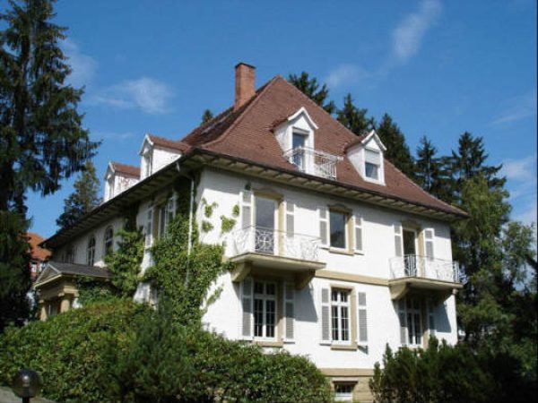 Villa in Halbhöhenlage in Baden-Baden